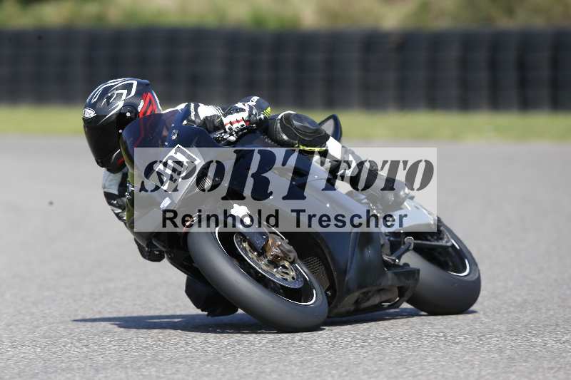 /44 09.08.2025 Plüss Moto Sport ADR/Freies Fahren/401